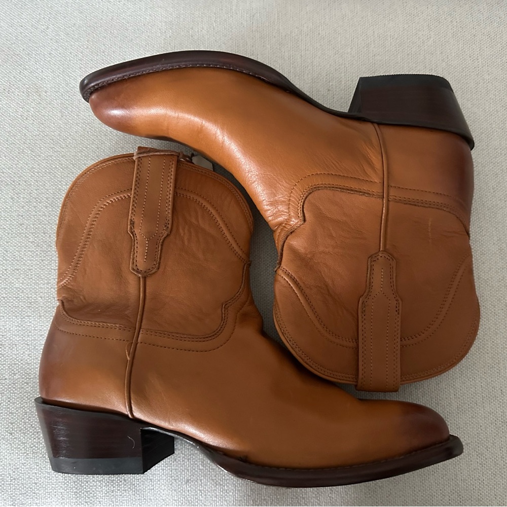 TECOVAS Penny Boots in women’s 8.5. New with tags!